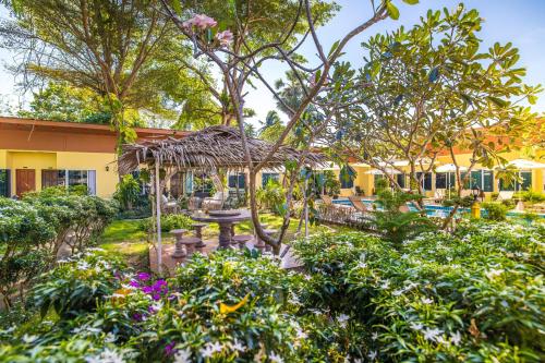 tongtong garden holiday hotel