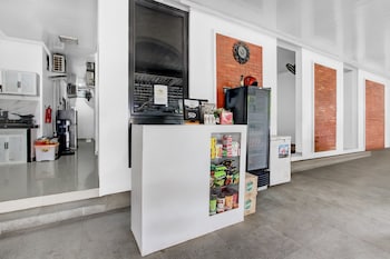 collection o river house