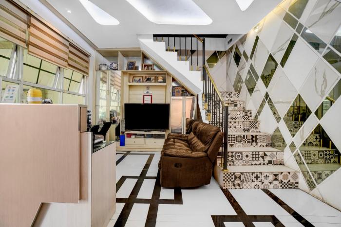 collection o yayah residence