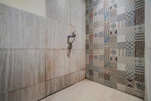 collection o yayah residence
