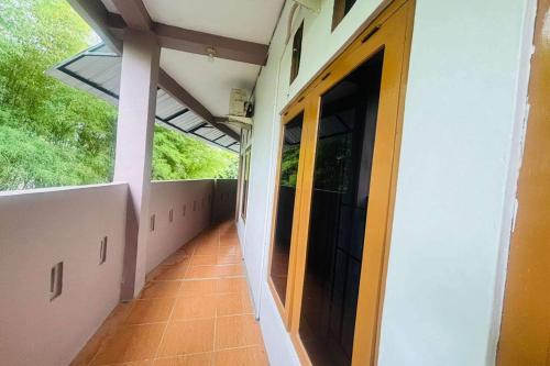 oyo 95097 griya asri guest house