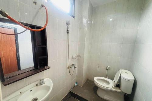 oyo 95097 griya asri guest house