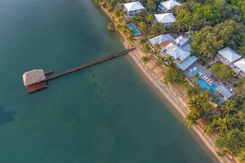 blue reef beach and marina
