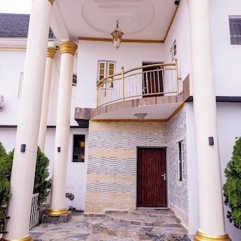 alakim residence and suites