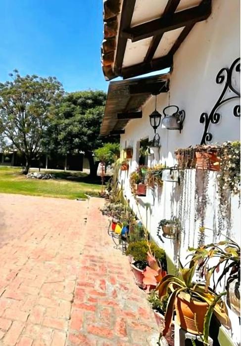 finca historica los algarrobos