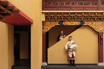 shangri la nazhu tibetan mansion hotel