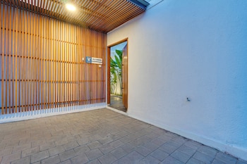 laluxe villa and residence