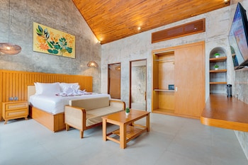 laluxe villa and residence