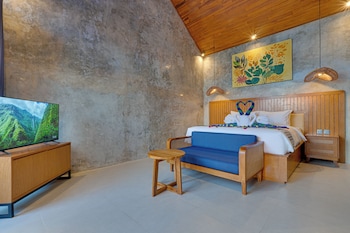 laluxe villa and residence