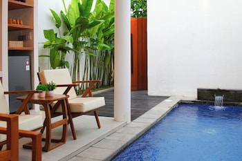 laluxe villa and residence