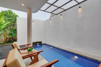 laluxe villa and residence