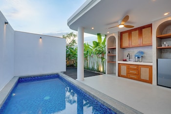 laluxe villa and residence