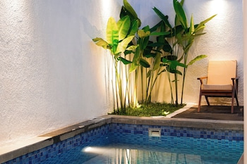 laluxe villa and residence