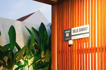 laluxe villa and residence