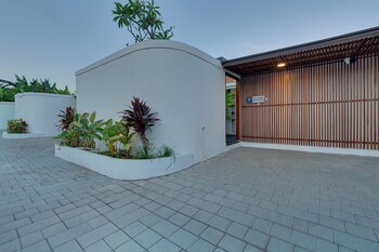 laluxe villa and residence