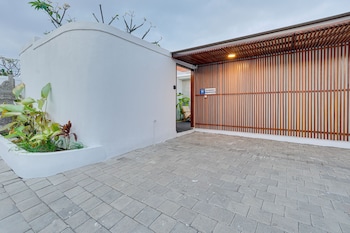 laluxe villa and residence