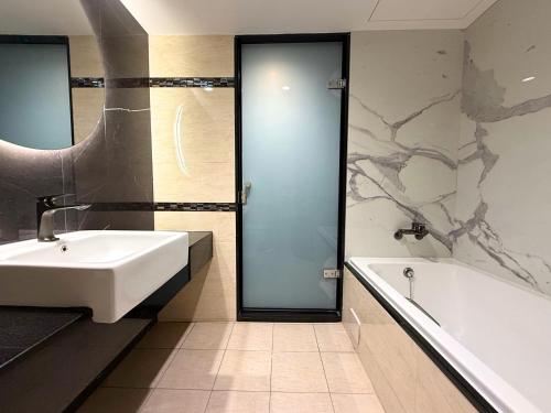 hub hotel xintai