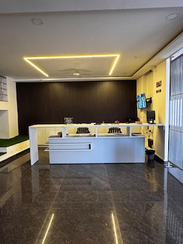 Hotel Royal Bliss,,2 star