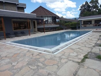Olempiaus Gardens Hotel,,3 star