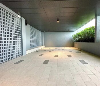 millerz square by mana mana