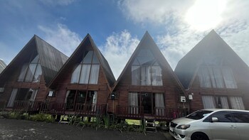 padangsari cabin house