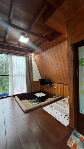padangsari cabin house
