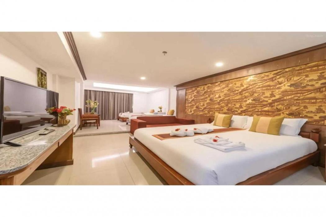 palette walking street pattaya