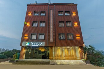 treebo sloka residency