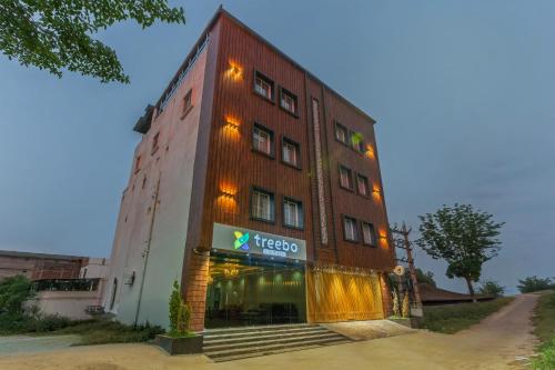treebo sloka residency