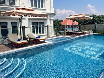 chateau kampot