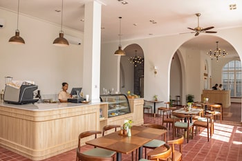 chateau kampot