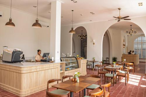 chateau kampot
