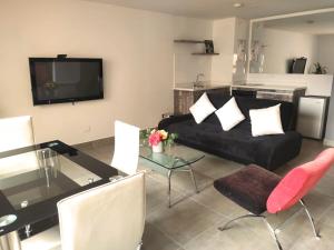 cora 96 street apartments
