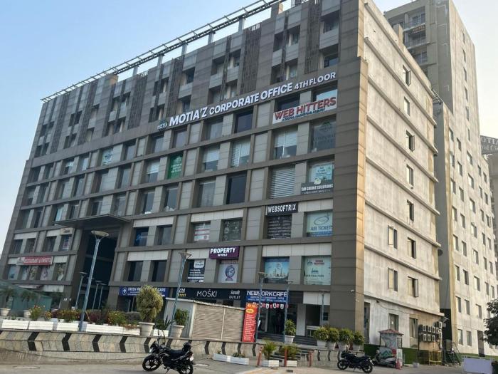 spacious 1bhk for 6 guests king and sofa beds zirakpur chandigarh mohali tricity