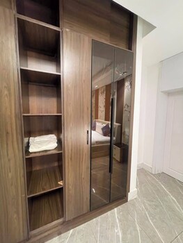 sujimoto residences