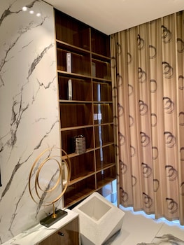 sujimoto residences