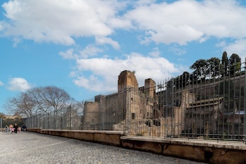foro romano luxury flat