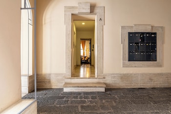 foro romano luxury flat