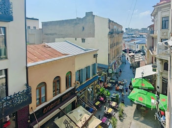 oldtown suites smardan pumo properties