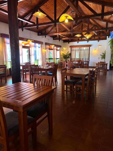 hotel and restaurant las brisas