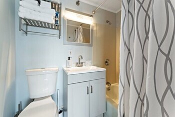 seaside suites