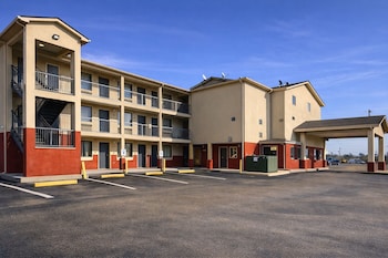 Springplace Inn & Suites,,2 star