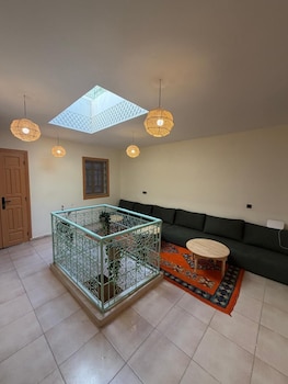 Dana Social Living,,3 star