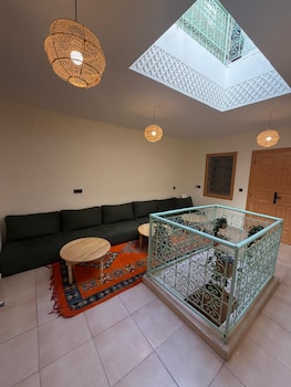Dana Social Living,,3 star