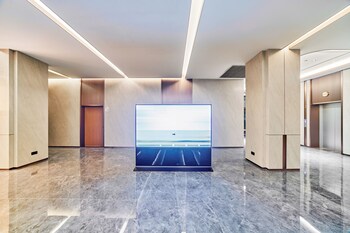wuhan tianhe airport fliport garden hotel