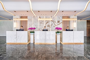 wuhan tianhe airport fliport garden hotel