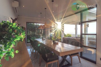villa sunset