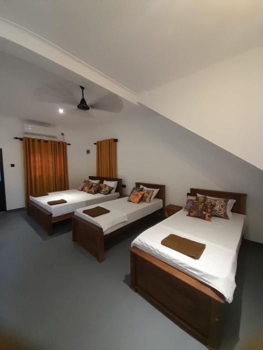 hiri dudes villa