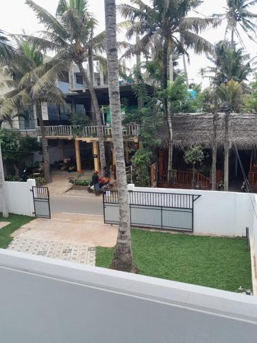 hiri dudes villa