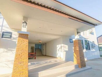 villanin hotel and spa golden triangle